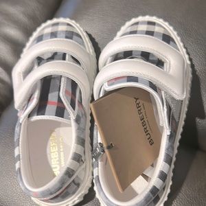 Authentic toddler burberry shoes. Size 11 toddler. Worn once.